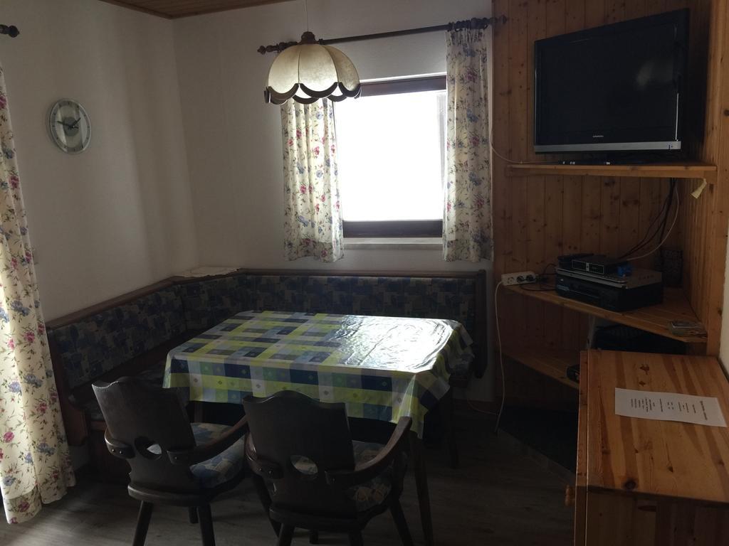 Haus Serena Sonnenalpe Nassfeld Bagian luar foto