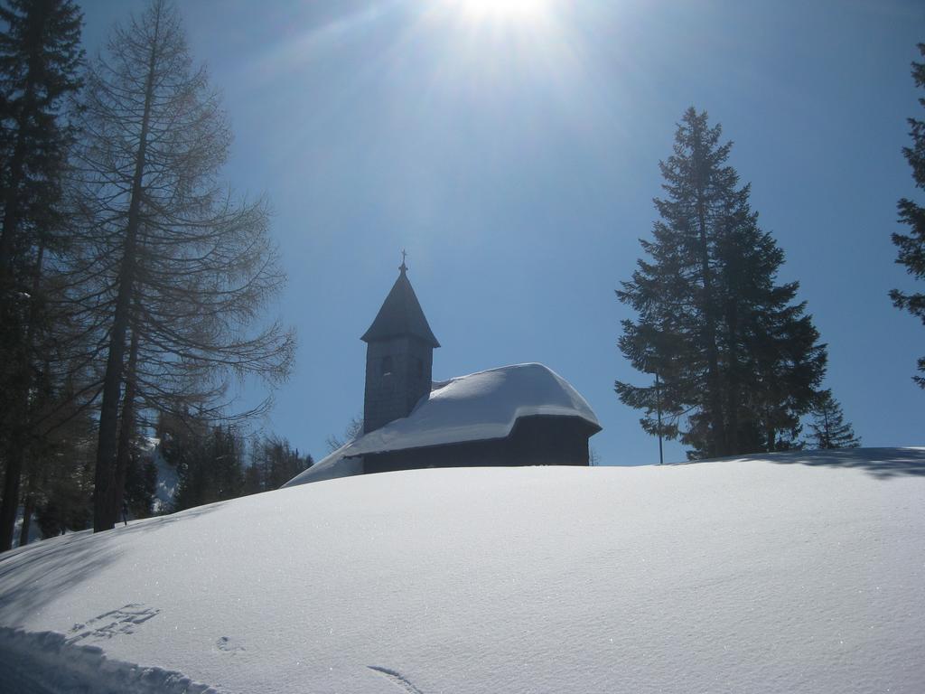 Haus Serena Sonnenalpe Nassfeld Bagian luar foto